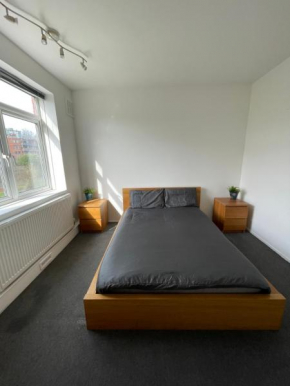 Spacious Double Room in Heart of Foresthill